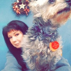 Meet your Posher, Suzanne